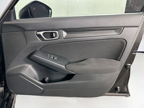 Used 2023 Honda Civic LX image 29