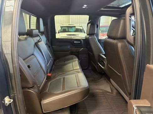 Used 2022 GMC Sierra 3500 Denali AWD/4WD image 28
