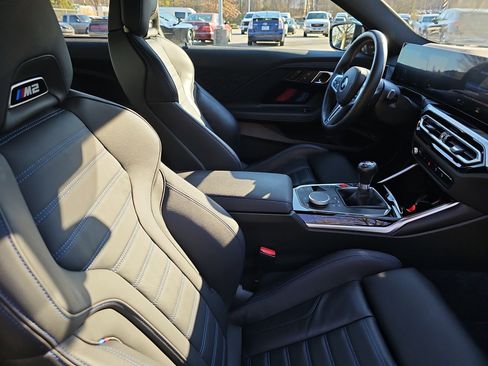Used 2024 BMW M2 w/ Lighting Package image 10