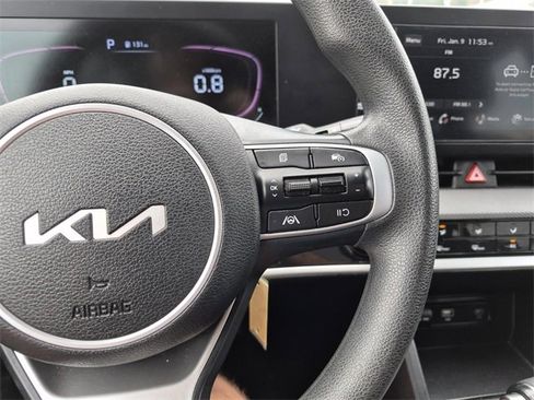 Used 2024 Kia Sportage LX image 27