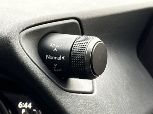 Used 2019 Lexus UX 200 F Sport w/ F Sport Premium Package FWD image 27