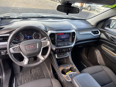 Used 2021 GMC Acadia SLE w/ Driver Convenience Package image 15