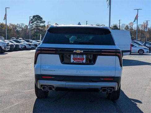New 2026 Chevrolet Traverse LT image 4