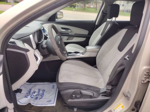 Used 2011 Chevrolet Equinox LS FWD image 13
