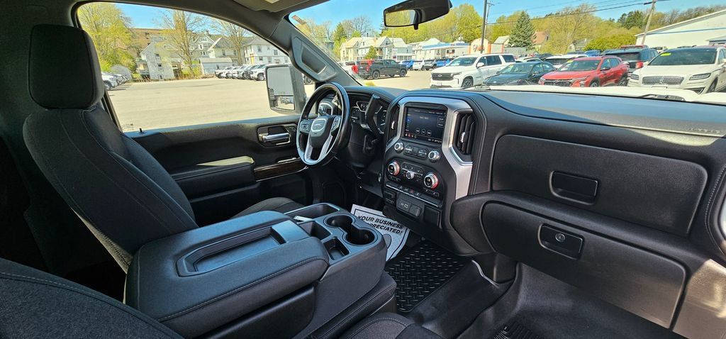 Certified 2022 GMC Sierra 3500 SLE w/ SLE Convenience Package AWD/4WD image 20