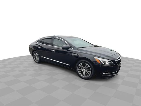 Certified 2019 Buick LaCrosse Essence w/ Sun and Shade Package image 2