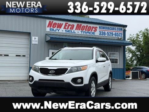 Used 2013 Kia Sorento LX w/ Convenience Pkg FWD image 1