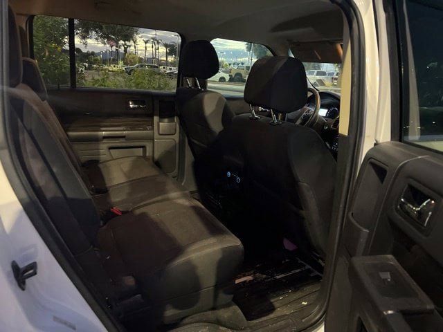 Used 2018 Ford Flex SEL w/ Class III Trailer Tow Package FWD image 5