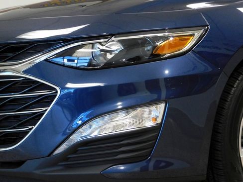 Used 2019 Chevrolet Malibu LT image 15