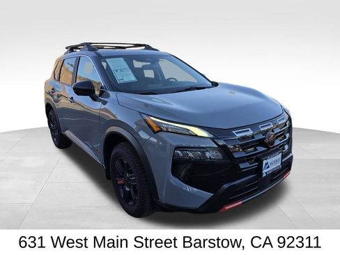 Used 2025 Nissan Rogue SV w/ Rock Creek Premium Package AWD/4WD image 3