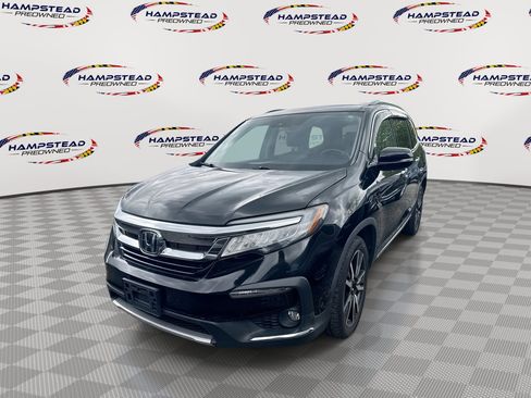 Used 2020 Honda Pilot Touring image 1