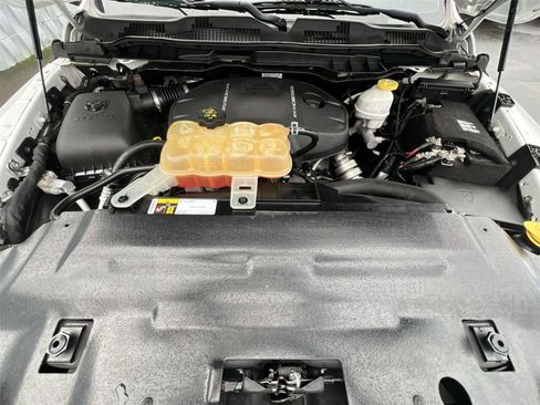 Used 2018 RAM 1500 Limited image 28