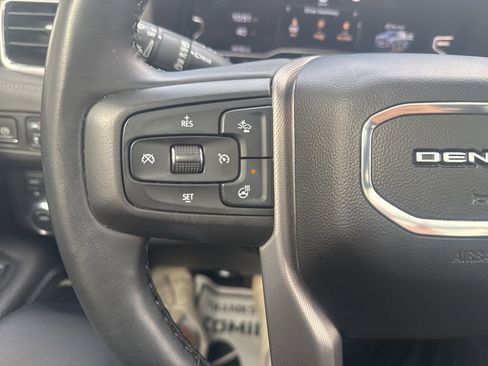 Used 2023 GMC Yukon Denali image 20
