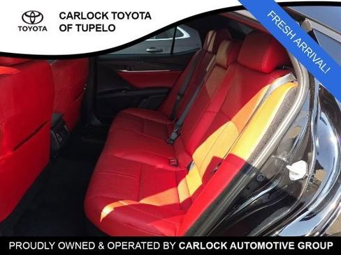 Used 2025 Toyota Camry XSE image 9