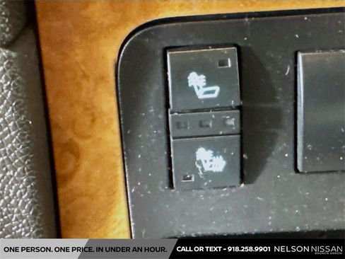 Used 2012 Buick Enclave Leather w/ LPO, Cargo Convenience Pkg image 19