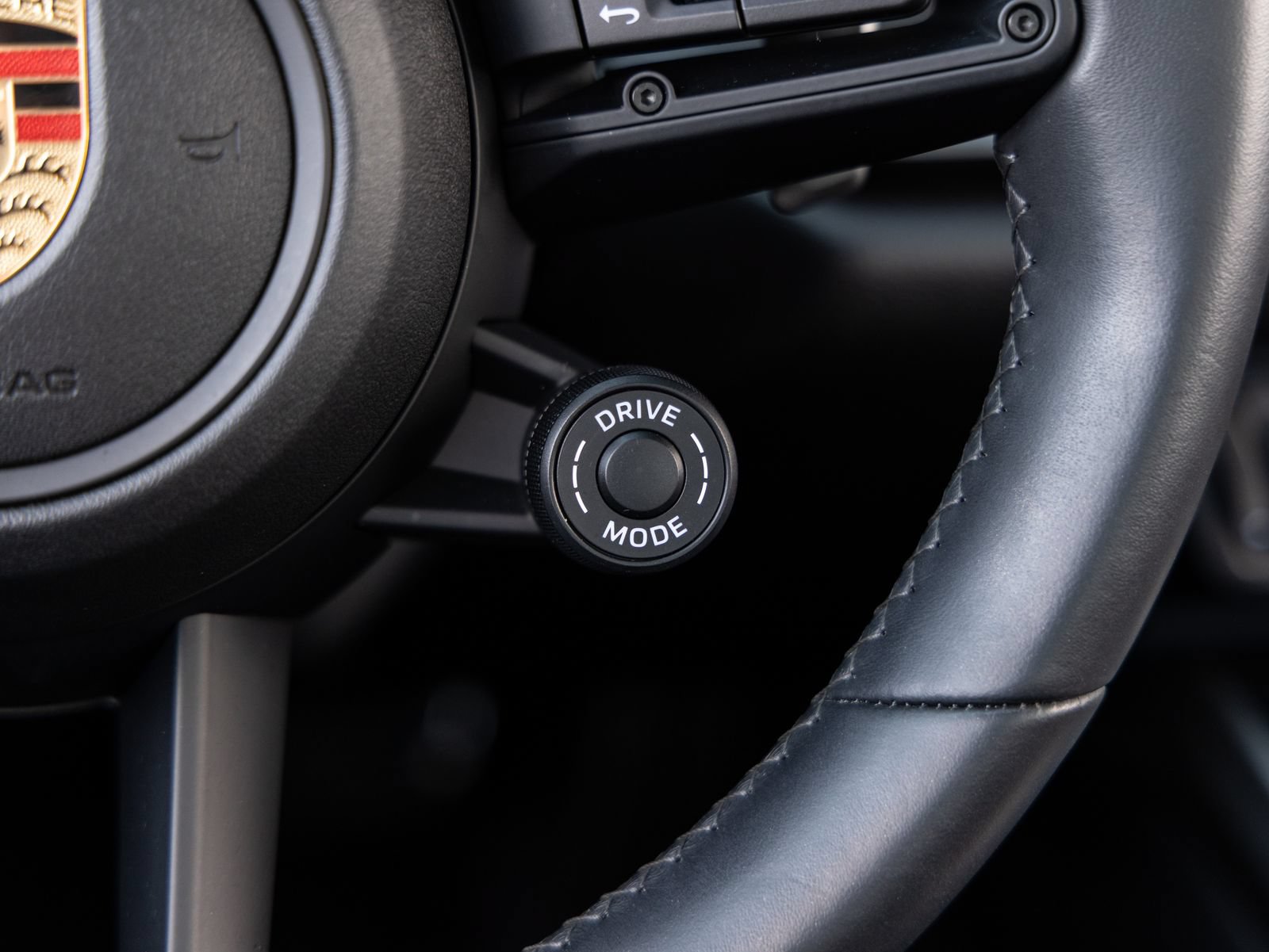 Certified 2024 Porsche 911 Carrera RWD image 15