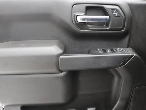 Used 2024 Chevrolet Silverado 1500 Custom image 19