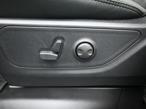 New 2026 RAM 1500 2WD Crew Cab image 31