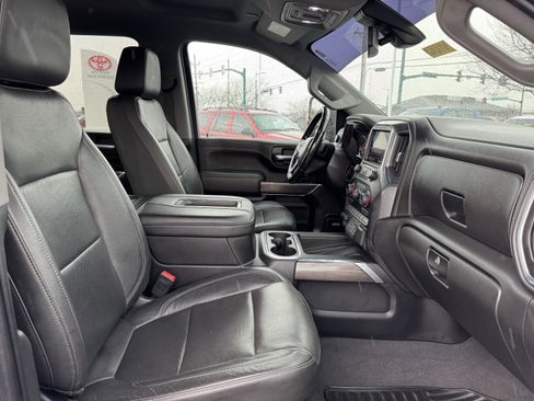 Used 2020 Chevrolet Silverado 2500 LTZ w/ LTZ Plus Package image 34