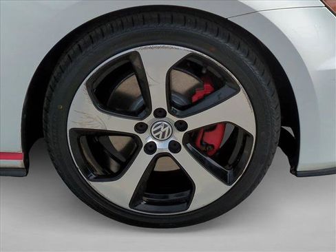 Used 2015 Volkswagen GTI S image 23