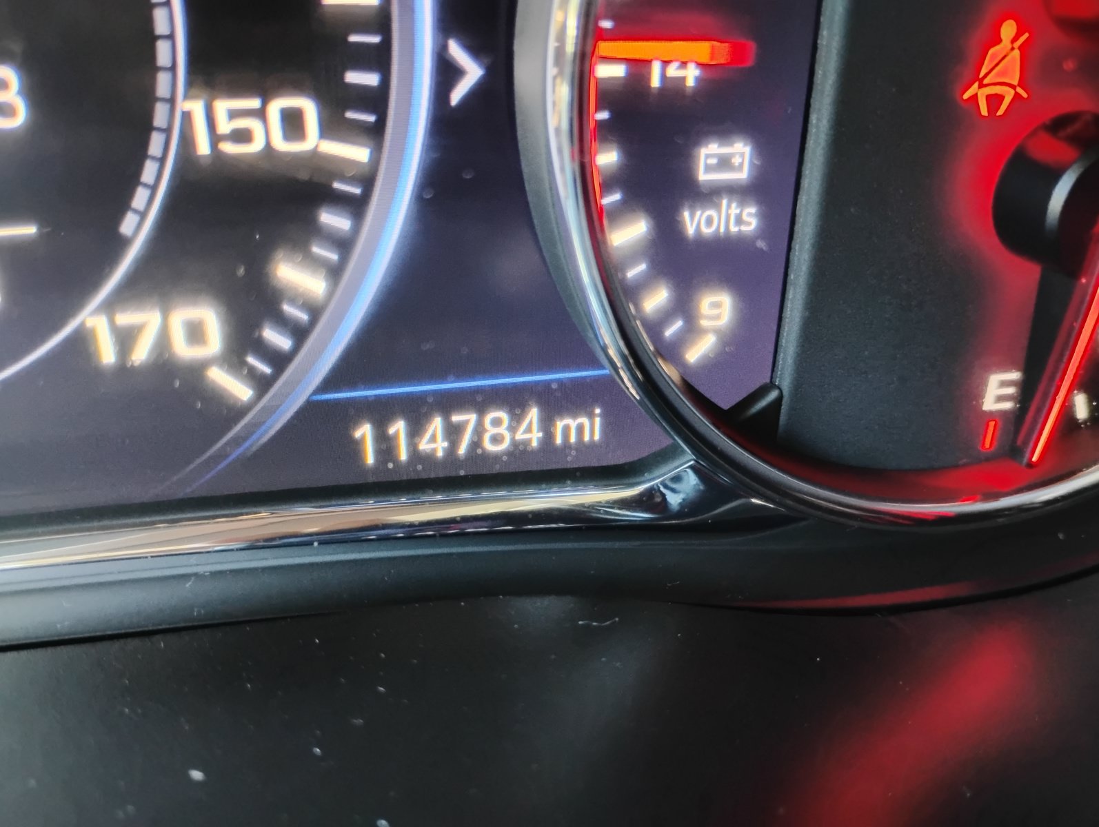 Used 2021 GMC Acadia AT4 w/ Technology Package AWD/4WD image 17