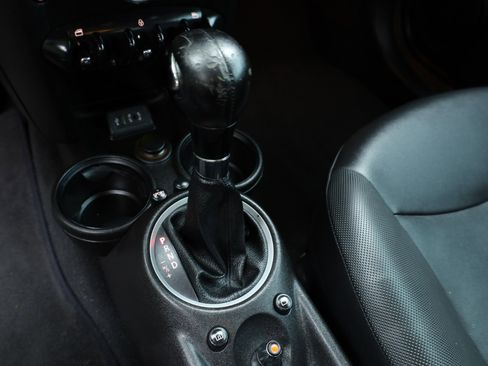 Used 2013 MINI Cooper Hardtop image 9