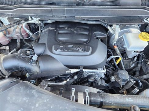 Certified 2024 RAM 2500 Big Horn image 31
