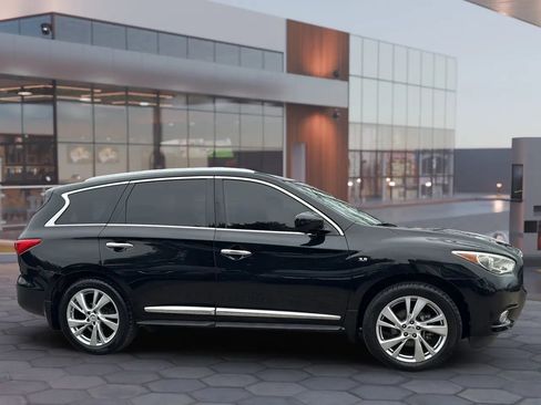 Used 2015 INFINITI QX60 AWD w/ Deluxe Touring Package image 4