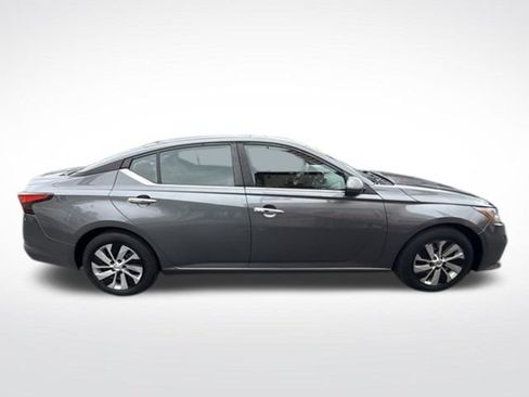 Used 2020 Nissan Altima 2.5 S FWD image 1
