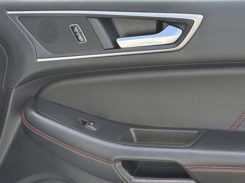 Used 2022 Ford Edge ST-Line AWD/4WD image 8