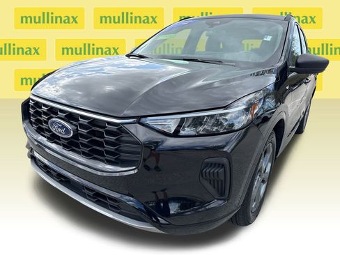 Used 2024 Ford Escape ST-Line w/ Tech Pack #1 image 10