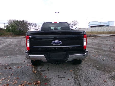 Used 2017 Ford F250 XLT w/ XLT Value Package image 7