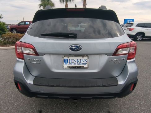 Used 2019 Subaru Outback 3.6R Limited w/ Popular Package #2 image 5