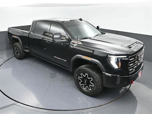 Used 2024 GMC Sierra 2500 AT4X AWD/4WD image 41