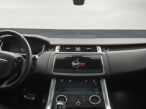 Used 2022 Land Rover Range Rover Sport SVR image 15