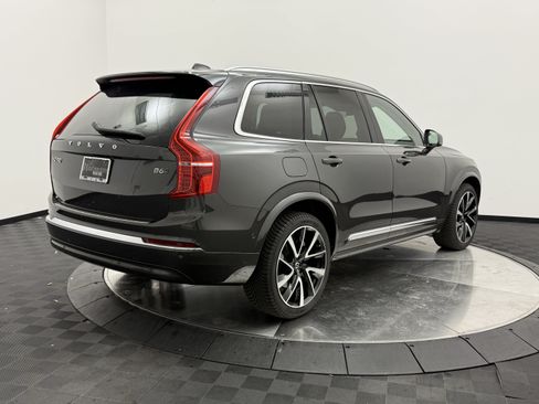 Certified 2023 Volvo XC90 B6 Plus w/ Protection Package Premier AWD/4WD image 7