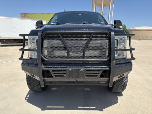 Used 2019 Ford F250 Lariat w/ Lariat Value Package AWD/4WD image 8