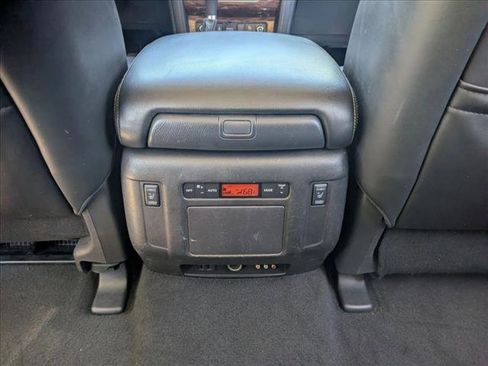 Used 2017 Nissan Armada Platinum image 15