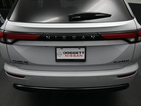 New 2026 Nissan Rogue Platinum image 16