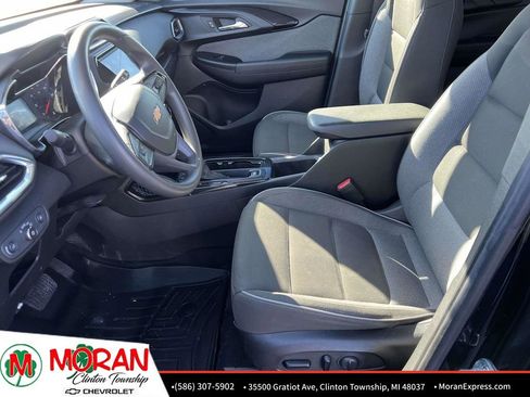 Certified 2021 Chevrolet TrailBlazer LT w/ Convenience Package image 18