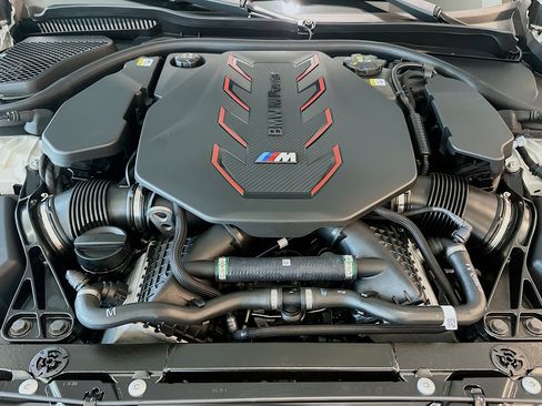 Used 2026 BMW M5 w/ Carbon Package AWD/4WD image 28