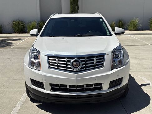 Used 2016 Cadillac SRX Luxury w/ Driver Awareness Package FWD image 8