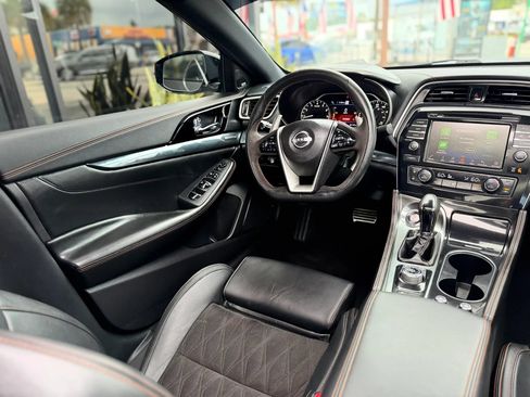 Used 2023 Nissan Maxima SR w/ Sport Mat Group FWD image 18
