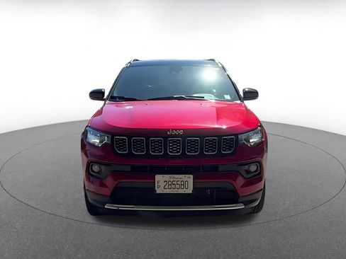 Used 2025 Jeep Compass Limited AWD/4WD image 3