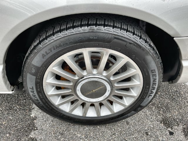 Used 2004 Ford Thunderbird RWD image 21