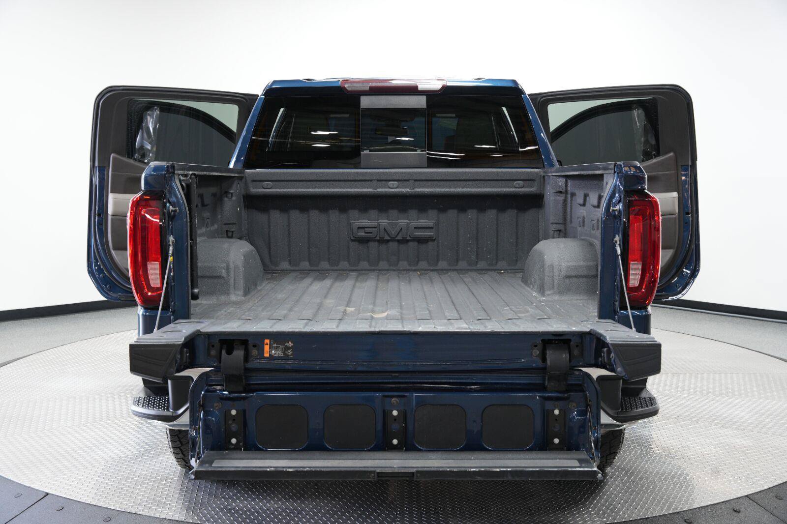 Certified 2021 GMC Sierra 1500 SLT AWD/4WD image 15