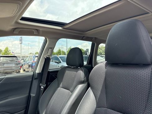 Used 2020 Subaru Forester Premium AWD/4WD image 5