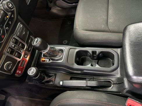 Used 2020 Jeep Wrangler Unlimited Rubicon image 29