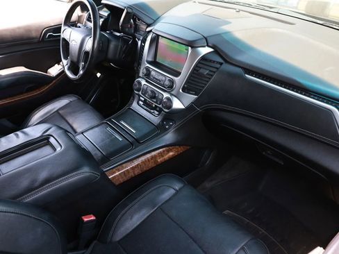 Used 2015 Chevrolet Suburban LTZ AWD/4WD image 18