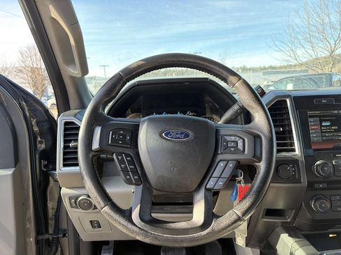 Used 2015 Ford F150 XLT w/ Equipment Group 302A Luxury image 13